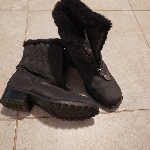 Trotters Black Boots Weatherproof - Picture 9 of 9